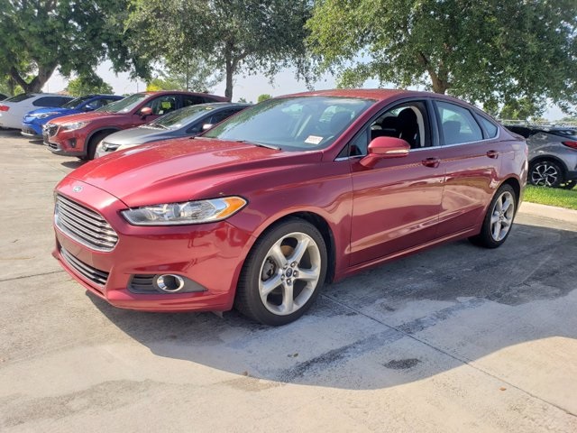 Used 2016 Ford Fusion SE Red | Miami, FL