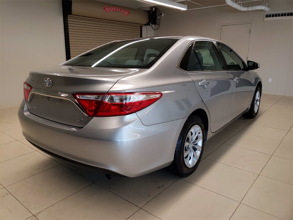 Used 2016 Toyota Camry LE Silver | Miami, FL