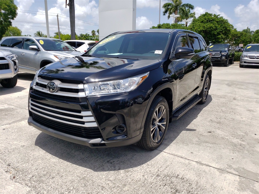 Used 2018 Toyota Highlander LE Black | Miami, FL